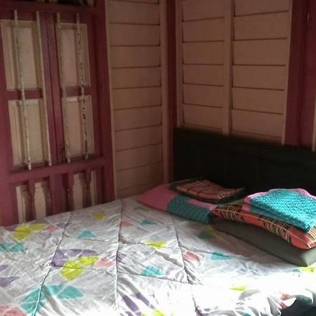 Homestay Bukit Gantang Hotel タイピン エクステリア 写真
