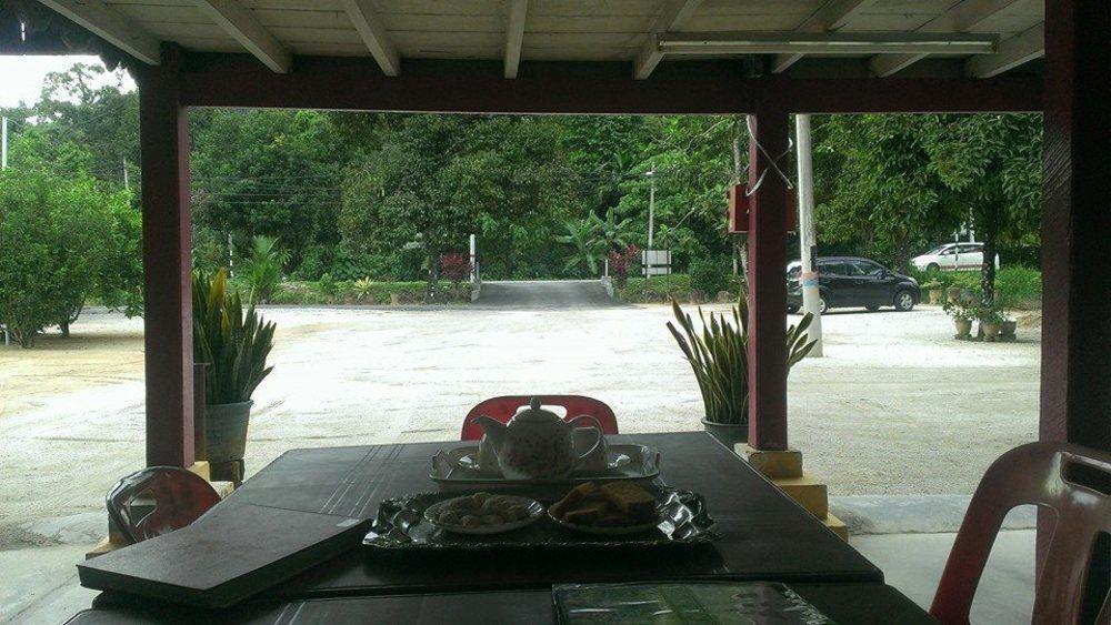 Homestay Bukit Gantang Hotel タイピン エクステリア 写真