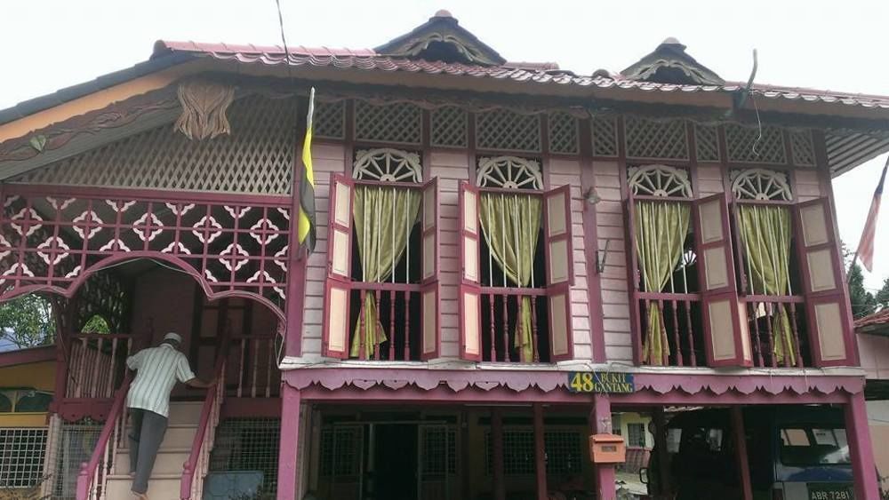 Homestay Bukit Gantang Hotel タイピン エクステリア 写真